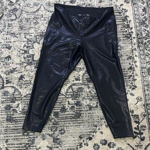 Old Navy Black Shiny Leggings